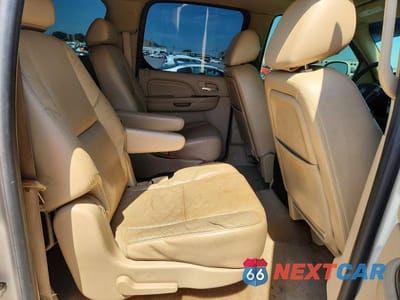Zdjęcie 11 z 14 samochodu: 2010 CADILLAC ESCALADE ESV PREMIUM VIN:1GYUKJEF2AR173461 - miniatura