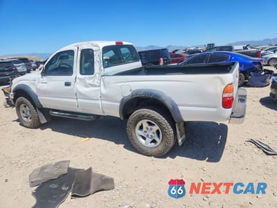 Drugie zdjęcie samochodu z przodu: 2004 TOYOTA TACOMA XTRACAB VIN:5TEWN72N54Z317730 - miniatura