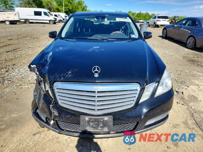 Piąte zdjęcie samochodu w środku: 2013 MERCEDES-BENZ E 350 4MATIC VIN:WDDHF8JBXDA747207 - miniatura