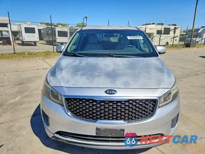 Piąte zdjęcie samochodu w środku: 2015 KIA SEDONA LX VIN:KNDMB5C18F6062622 - miniatura