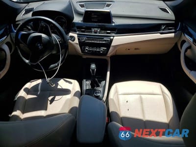 Zdjęcie 8 z 13 samochodu: 2018 BMW X1 XDRIVE28I VIN:WBXHT3C31J5L27998 - miniatura