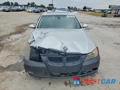 Piąte zdjęcie samochodu w środku: 2006 BMW 330 I VIN:WBAVB33556KS33455 - miniatura