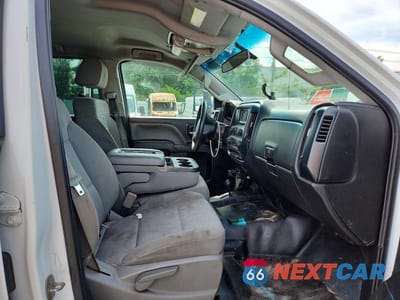 Piąte zdjęcie samochodu w środku: 2015 GMC SIERRA K3500 VIN:1GT421CG3FF161278 - miniatura