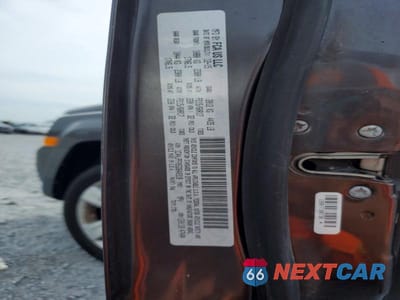 Zdjęcie 13 z 13 samochodu: 2016 JEEP PATRIOT LATITUDE VIN:1C4NJPFA9GD640318 - miniatura
