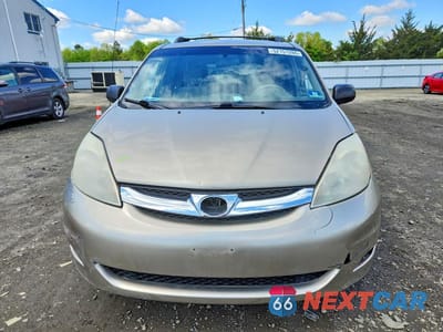 Piąte zdjęcie samochodu w środku: 2008 TOYOTA SIENNA LE 8-PASSENGER VIN:5TDZK23C28S216153 - miniatura
