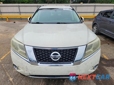 Piąte zdjęcie samochodu w środku: 2013 NISSAN PATHFINDER S VIN:5N1AR2MN8DC600566 - miniatura