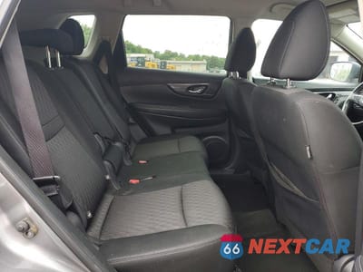 Zdjęcie 11 z 13 samochodu: 2018 NISSAN ROGUE SV VIN:KNMAT2MT7JP536321 - miniatura