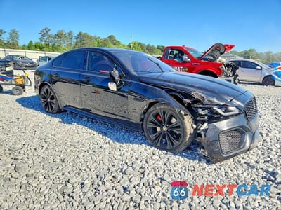 Czwarte zdjęcie samochodu z boku: 2021 JAGUAR XF R-DYNAMIC SE VIN:SAJBL4GX0MCY88880 - miniatura
