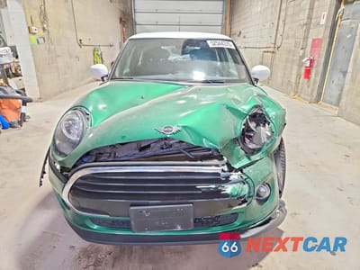 Piąte zdjęcie samochodu w środku: 2020 MINI COOPER VIN:WMWXR3C00L2M46544 - miniatura