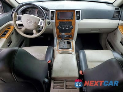 Zdjęcie 8 z 13 samochodu: 2010 JEEP GRAND CHEROKEE LIMITED VIN:1J4PR5GK2AC150548 - miniatura