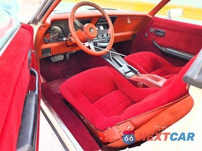 Zdjęcie 8 z 12 samochodu: 1981 CHEVROLET CORVETTE VIN:1G1AY8764BS402447 - miniatura