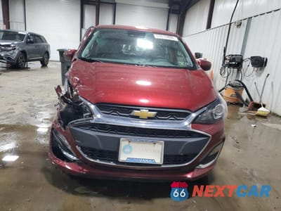 Czwarte zdjęcie samochodu z boku: 2022 CHEVROLET SPARK 2LT VIN:KL8CF6SA3NC020990 - miniatura
