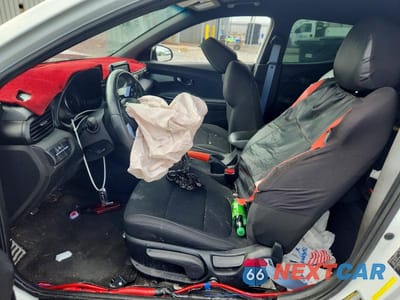 Zdjęcie 7 z 12 samochodu: 2020 HYUNDAI VELOSTER N BASE VIN:KMHT36AH1LU004787 - miniatura
