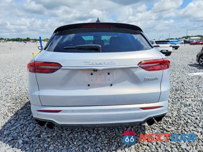 Zdjęcie 6 z 12 samochodu: 2023 MASERATI GRECALE GT VIN:ZN682AVA2P7416541 - miniatura