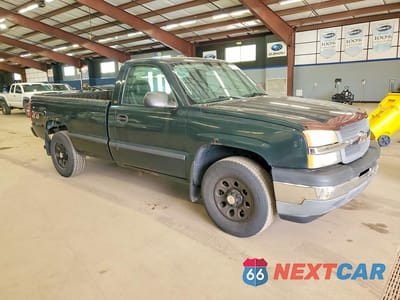 Czwarte zdjęcie samochodu z boku: 2005 CHEVROLET SILVERADO K1500 VIN:1GCEK14V15Z234274 - miniatura