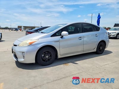 2012 TOYOTA PRIUS THREE JTDKN3DUXC1571101 - główne zdjęcie licytacji z USA - miniatura