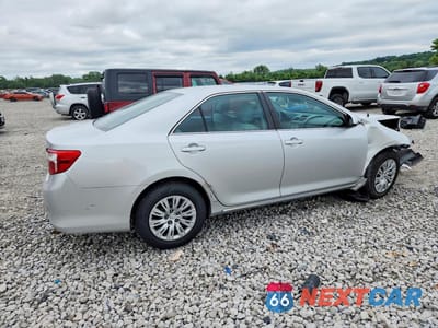 Trzecie zdjęcie samochodu z tyłu: 2014 TOYOTA CAMRY LE VIN:4T1BF1FK2EU727884 - miniatura