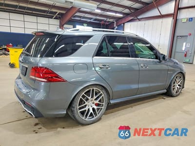 Trzecie zdjęcie samochodu z tyłu: 2019 MERCEDES-BENZ GLE 63 AMG-S 4MATIC VIN:4JGDA7FBXKB198511 - miniatura