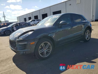 2017 PORSCHE MACAN WP1AA2A54HLB82012 - główne zdjęcie licytacji z USA - miniatura