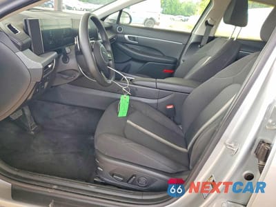 Zdjęcie 7 z 13 samochodu: 2025 HYUNDAI SONATA SEL VIN:KMHL64JA0SA429934 - miniatura