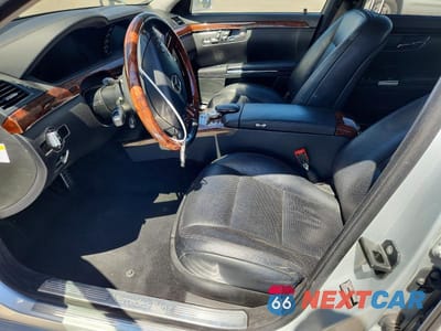 Zdjęcie 7 z 12 samochodu: 2013 MERCEDES-BENZ S 550 VIN:WDDNG7DB7DA511460 - miniatura