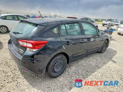 Trzecie zdjęcie samochodu z tyłu: 2017 SUBARU IMPREZA VIN:4S3GTAA61H3710260 - miniatura