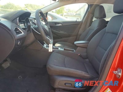 Zdjęcie 7 z 12 samochodu: 2017 CHEVROLET CRUZE LT VIN:1G1BE5SM2H7185364 - miniatura