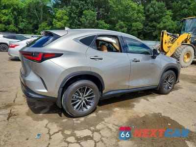 Trzecie zdjęcie samochodu z tyłu: 2024 LEXUS NX 350 PREMIUM VIN:2T2GGCEZXRC036795 - miniatura