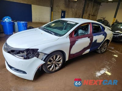 2015 CHRYSLER 200 S 1C3CCCBBXFN637661 - główne zdjęcie licytacji z USA - miniatura