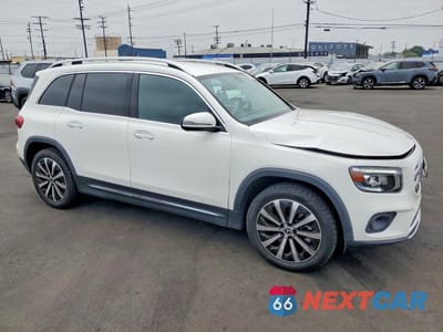 Czwarte zdjęcie samochodu z boku: 2022 MERCEDES-BENZ GLB 250 VIN:W1N4M4GB5NW247452 - miniatura