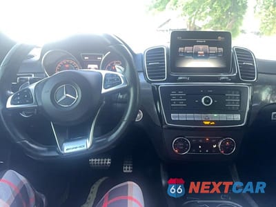 Zdjęcie 9 z 10 samochodu: 2016 MERCEDES-BENZ GLE 63 AMG-S 4MATIC VIN:4JGDA7FB4GA806164 - miniatura
