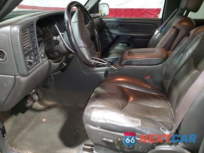 Zdjęcie 7 z 12 samochodu: 2007 CHEVROLET SILVERADO K2500 HEAVY DUTY VIN:1GCHK23D87F161758 - miniatura