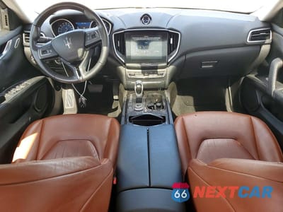 Zdjęcie 8 z 12 samochodu: 2017 MASERATI GHIBLI VIN:ZAM57XSA4H1242663 - miniatura