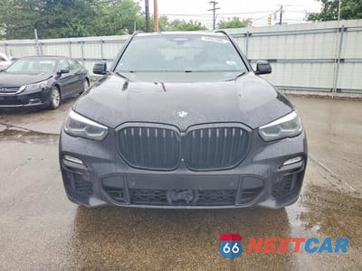 Piąte zdjęcie samochodu w środku: 2021 BMW X5 M50I VIN:5UXJU4C01M9F71043 - miniatura