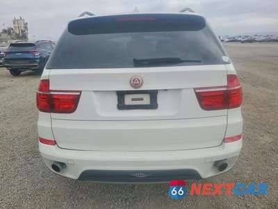 Zdjęcie 6 z 13 samochodu: 2011 BMW X5 VIN:5UXZV4C54BL742330 - miniatura