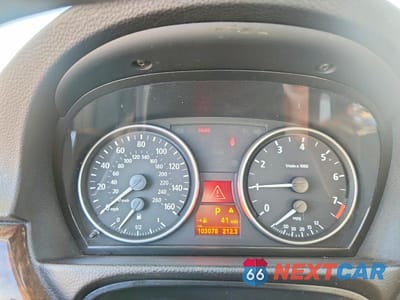 Zdjęcie 9 z 12 samochodu: 2007 BMW 328 XI VIN:WBAVC93527KX56482 - miniatura