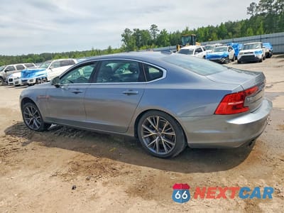 Drugie zdjęcie samochodu z przodu: 2018 VOLVO S90 T5 MOMENTUM VIN:LVY982MKXJP004968 - miniatura