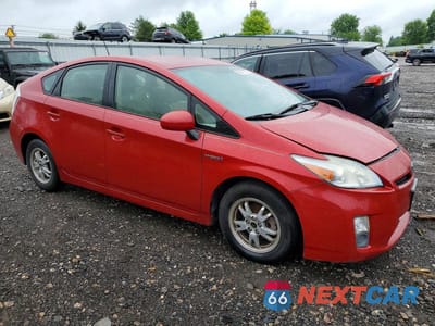 Czwarte zdjęcie samochodu z boku: 2011 TOYOTA PRIUS FOUR VIN:JTDKN3DU2B0290186 - miniatura