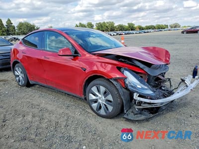 Czwarte zdjęcie samochodu z boku: 2023 TESLA MODEL Y VIN:7SAYGDEEXPA166659 - miniatura