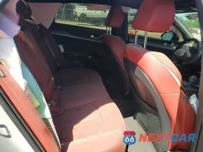 Zdjęcie 10 z 12 samochodu: 2025 KIA K5 GT LINE VIN:KNAG64J72S5290518 - miniatura
