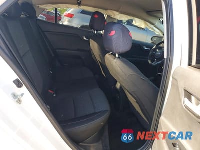 Zdjęcie 10 z 12 samochodu: 2022 KIA RIO S VIN:3KPA24AD4NE463734 - miniatura