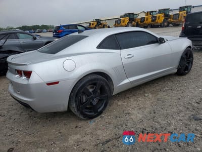 Trzecie zdjęcie samochodu z tyłu: 2010 CHEVROLET CAMARO SS VIN:2G1FT1EW0A9100653 - miniatura