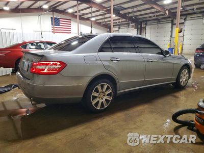 Trzecie zdjęcie samochodu z tyłu: 2013 MERCEDES-BENZ E 350 4MATIC VIN:WDDHF8JB6DA739248 - miniatura