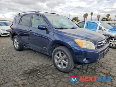 Czwarte zdjęcie samochodu z boku: 2007 TOYOTA RAV4 LIMITED VIN:JTMZK31V776009640 - miniatura