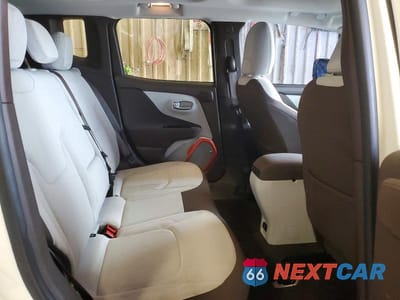 Zdjęcie 11 z 13 samochodu: 2017 JEEP RENEGADE LATITUDE VIN:ZACCJABB5HPF16083 - miniatura