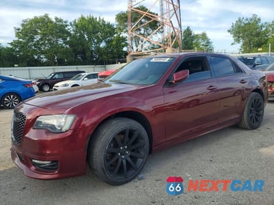 2018 CHRYSLER 300 S 2C3CCAGG8JH302358 - główne zdjęcie licytacji z USA - miniatura