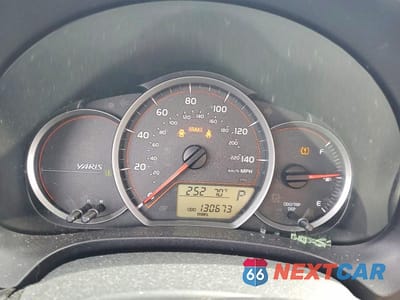 Zdjęcie 9 z 12 samochodu: 2014 TOYOTA YARIS 5-DOOR LE VIN:JTDKTUD36ED580964 - miniatura
