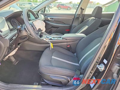 Zdjęcie 7 z 12 samochodu: 2021 HYUNDAI SONATA HYBRID BLUE VIN:KMHL24JJ4MA033214 - miniatura