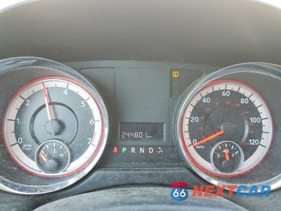 Zdjęcie 9 z 14 samochodu: 2011 DODGE GRAND CARAVAN MAINSTREET VIN:2D4RN3DG2BR729064 - miniatura
