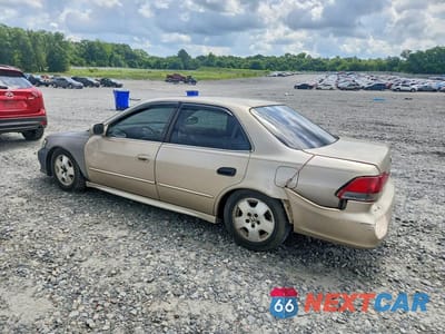 Drugie zdjęcie samochodu z przodu: 2001 HONDA ACCORD EX VIN:1HGCG16591A038938 - miniatura